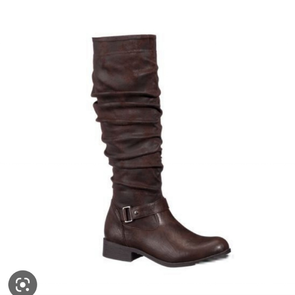 New in box Natural Reflections Ladies Tall Boots Sz 8.5